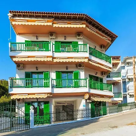 Loutra Village